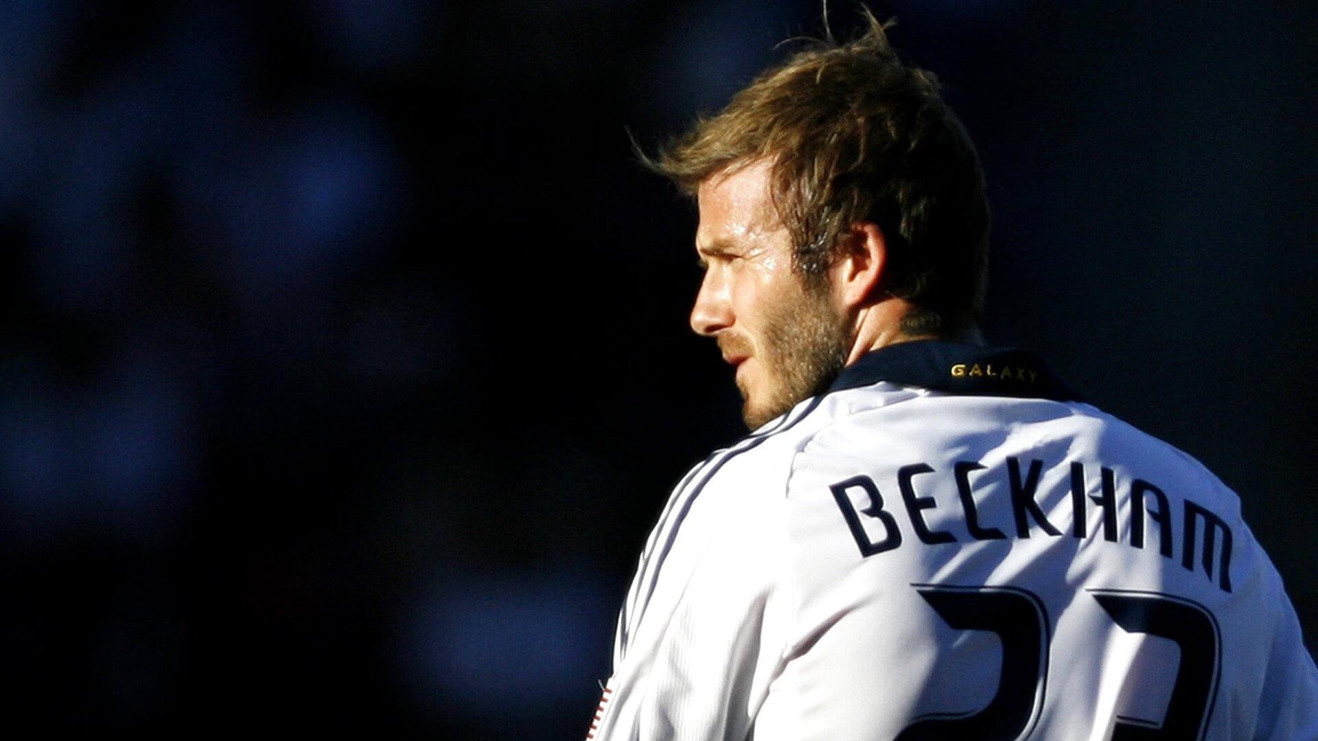 转会市场风云再起，豪门争抢新星，天价合约重塑足坛格局