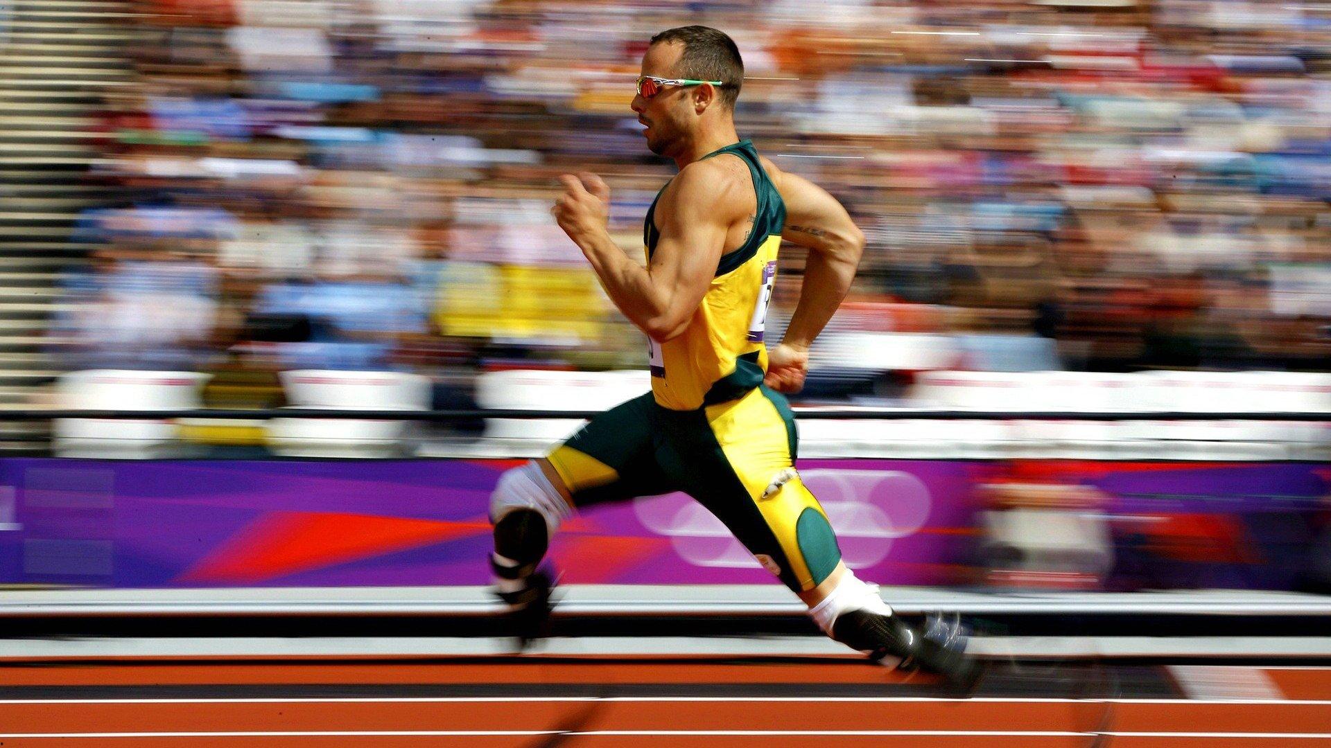 归化球员助力国足冲击世界杯 新政策引发热议