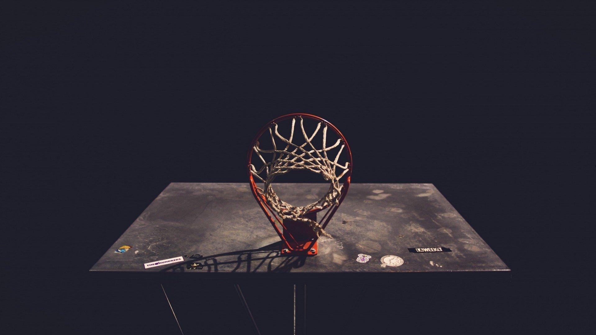 中国冰壶队世锦赛表现亮眼 新生代选手展现强劲实力